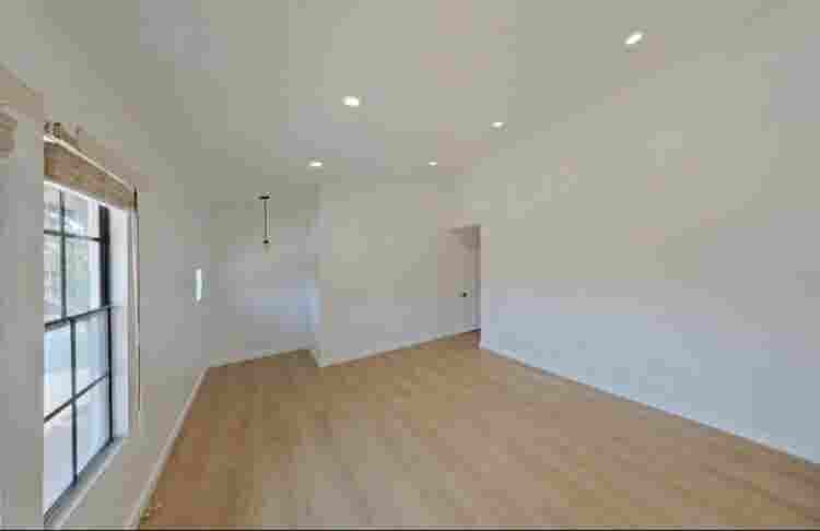 Available Room in Bath Home
