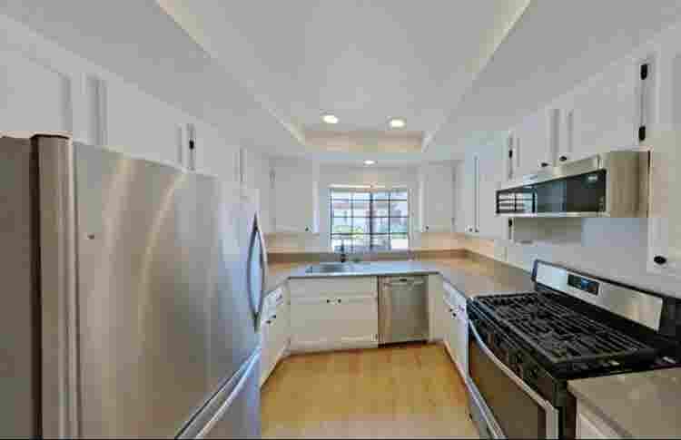 Available Room in Bath Home