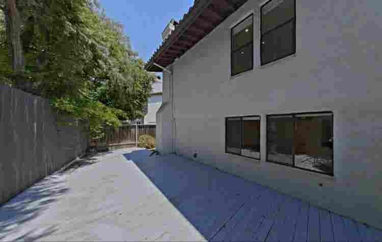 Available Room in Bath Home