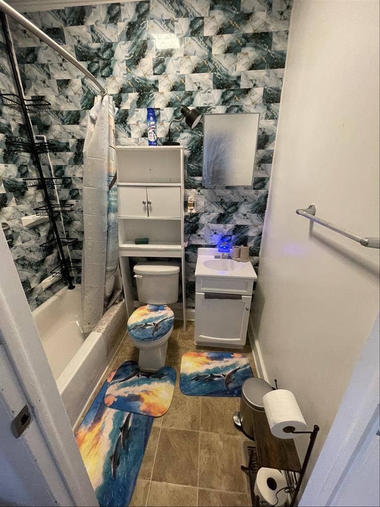 Furnished CableTV/Wi-Fi/W/D & More