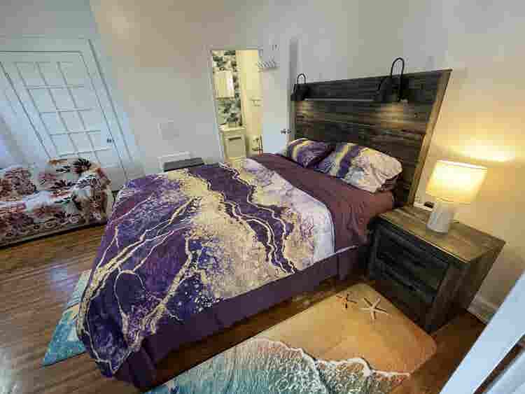 FULL FURNISHED CONDO-PROFESSIONALS!