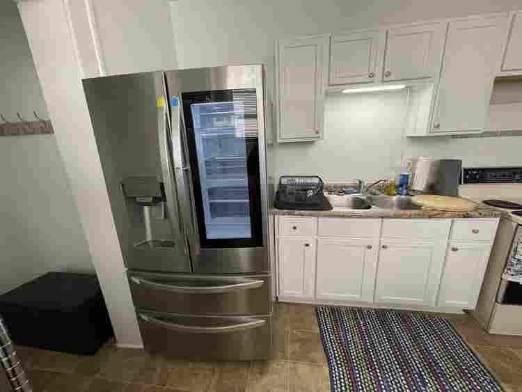 FULL FURNISHED CONDO-PROFESSIONALS!