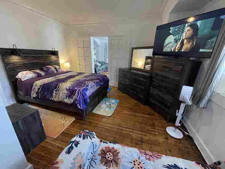FULL FURNISHED CONDO-PROFESSIONALS!