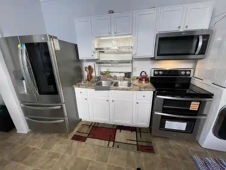 Furnished CableTV/Wi-Fi/W/D & More