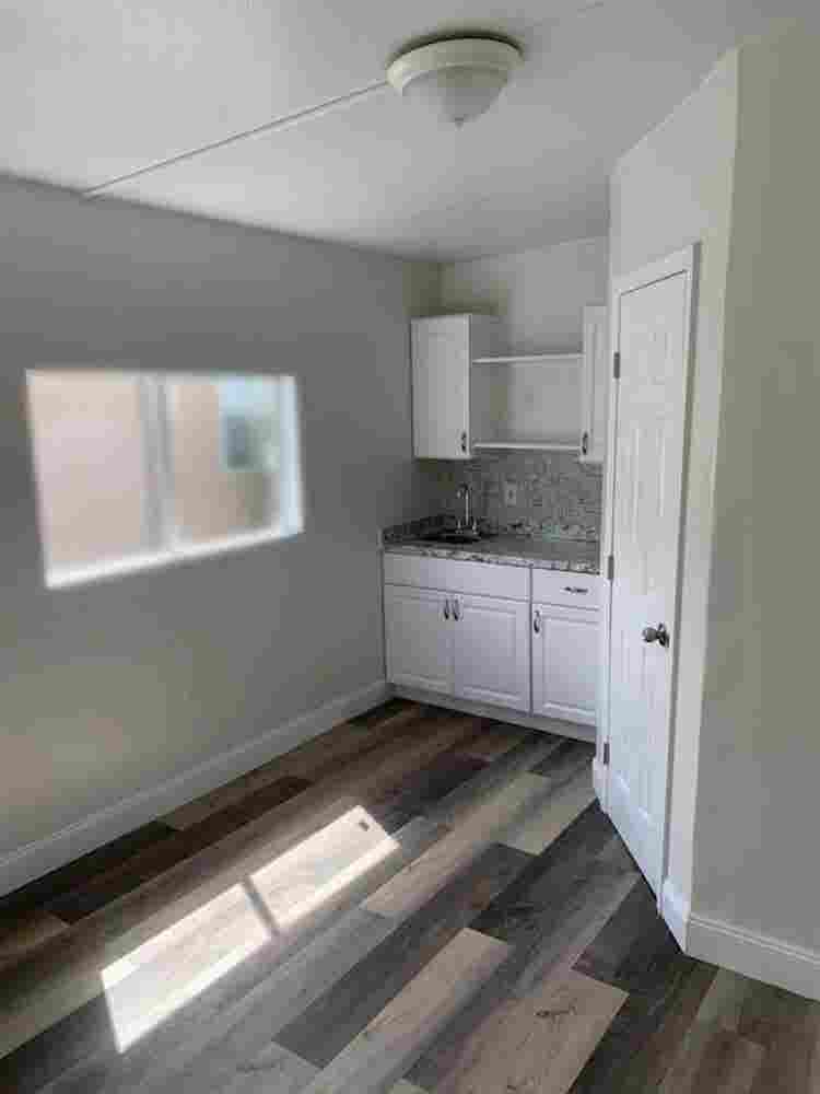 Room for rent, utilities included