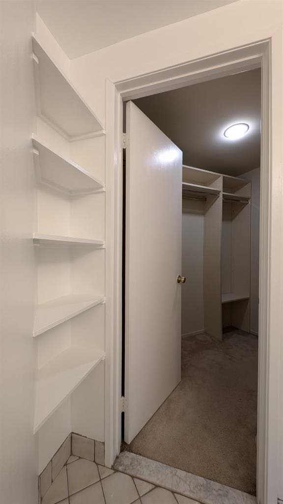 Spacious room in North Bethesda