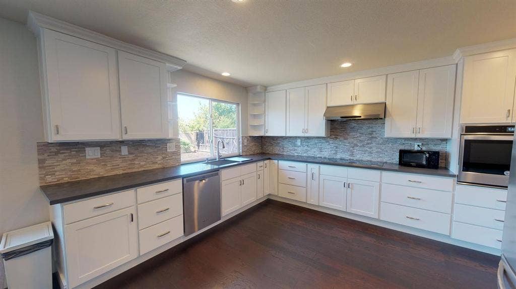 1 BR in Foster City