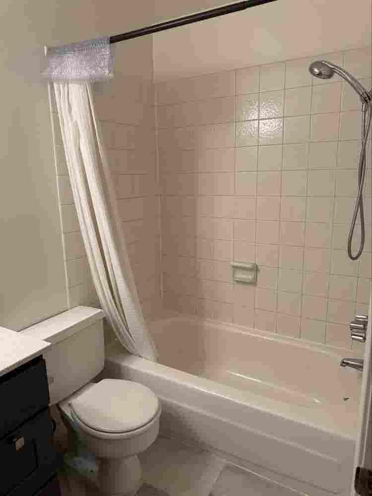 Pet-Friendly Home – 1 Room