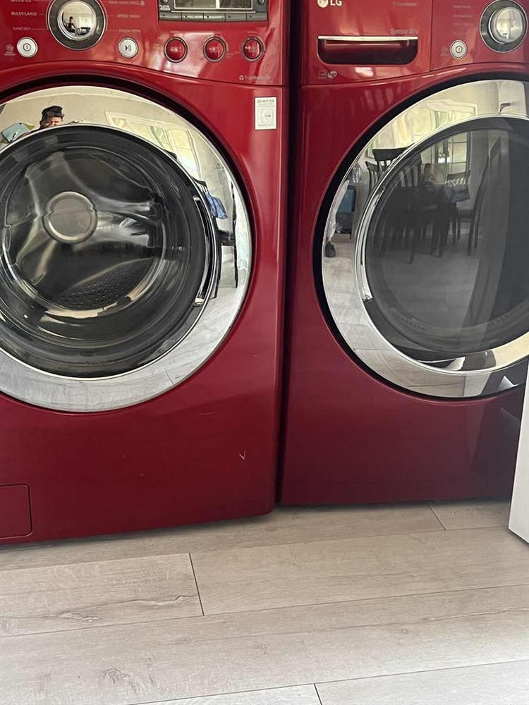 Roommates Wanted
