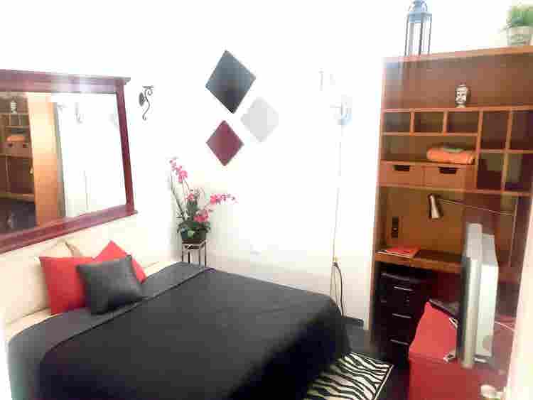 JHU Affordable Room – Fans Only