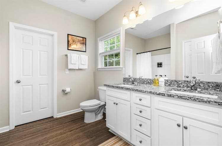 Fully Furnished 5BR Near Duke!