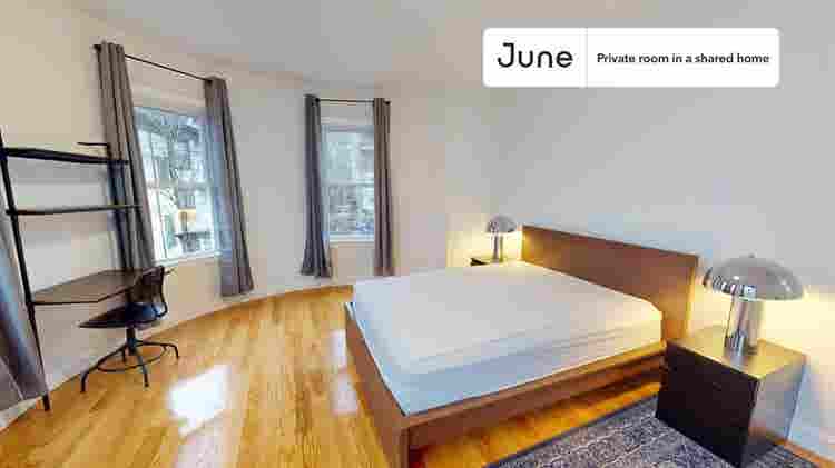4 BR in Boston