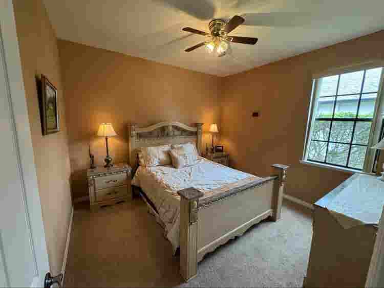 Luxury home with Massage Chair