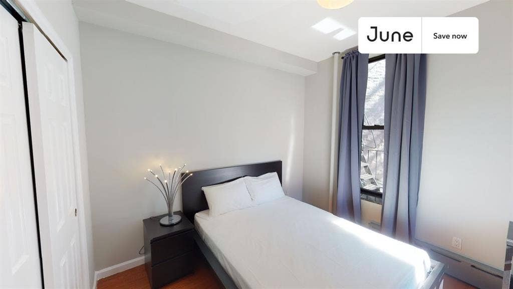 2 BR in New York City