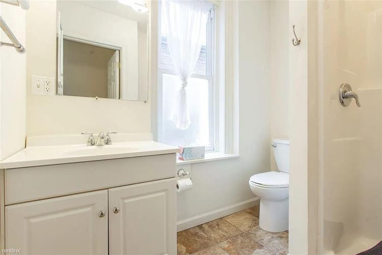All inclusive room near Temple U