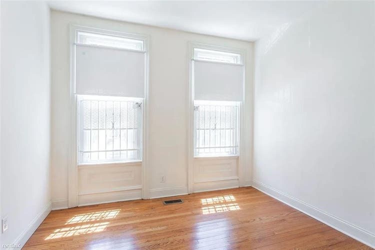 All inclusive room near Temple U