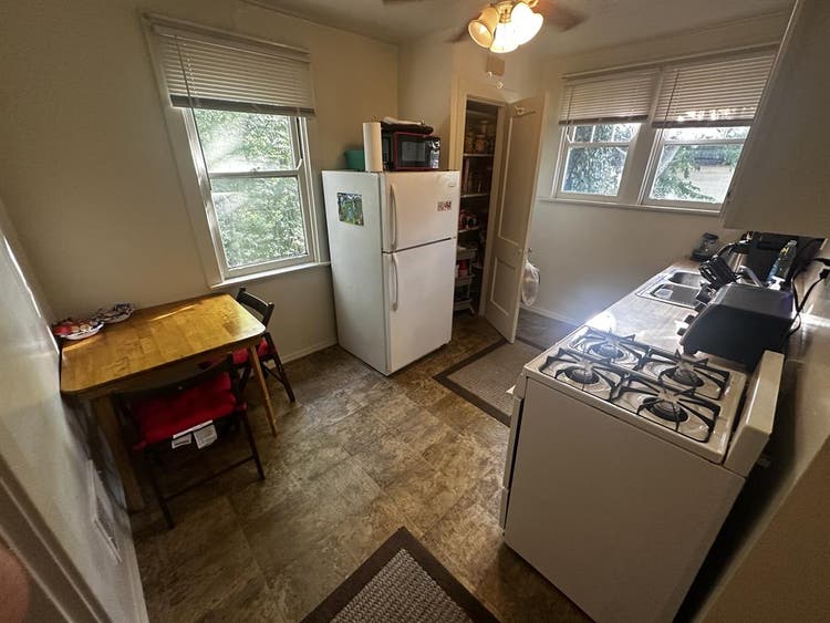 UC Apartment - Need 4th Roommate