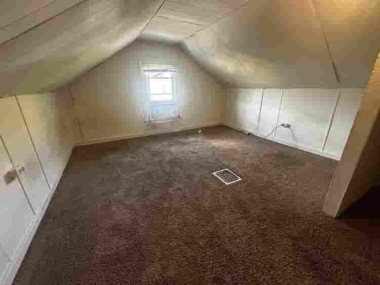 UC Apartment - Need 4th Roommate