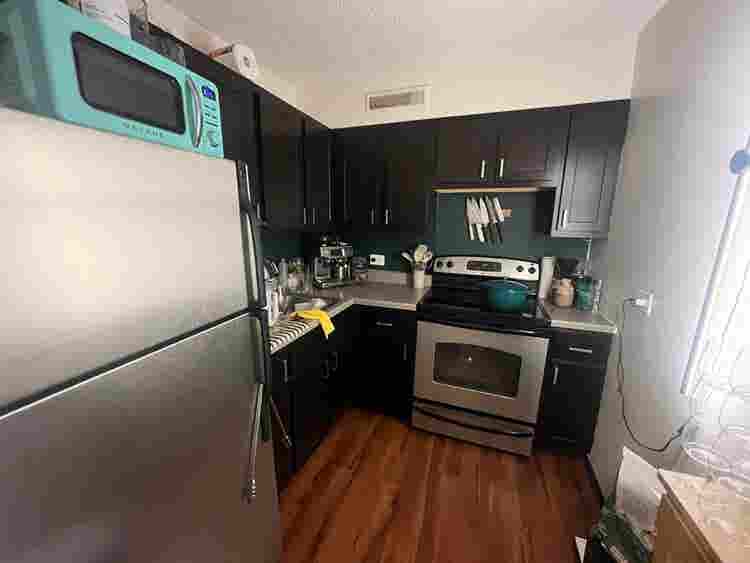 High Rise studio in West Loop