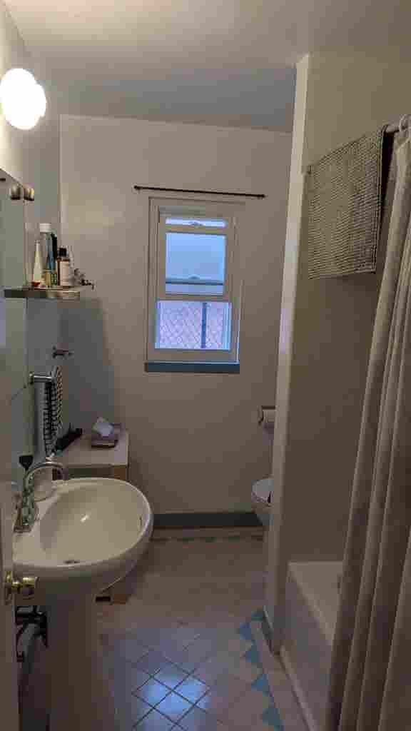 Sublet October 2BR in Oakland