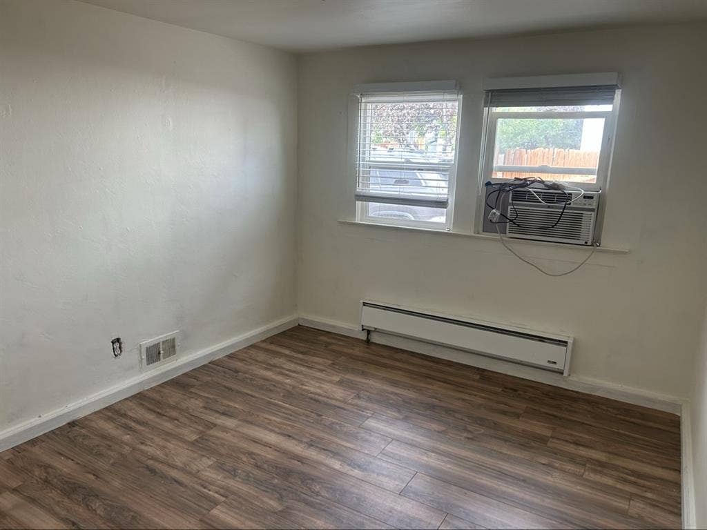 Roommate wanted! 2 Bedroom House