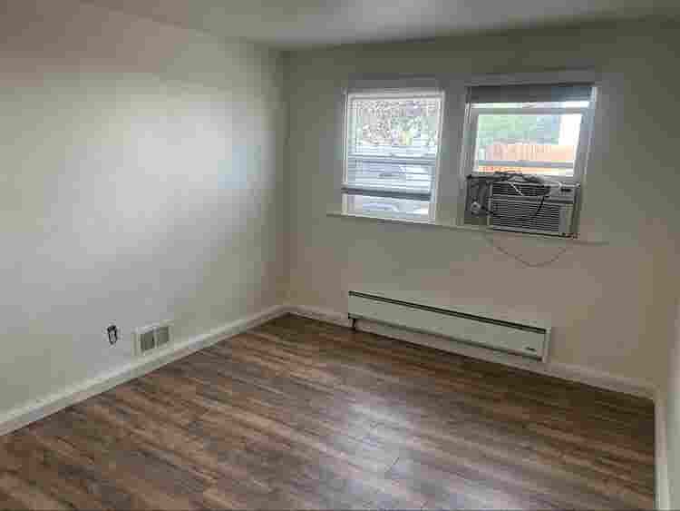 Roommate wanted! 2 Bedroom House