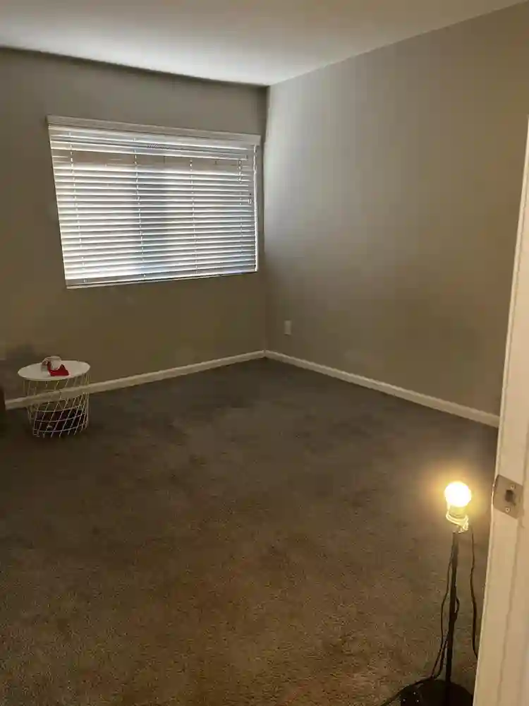 Room in North Glendale - Females