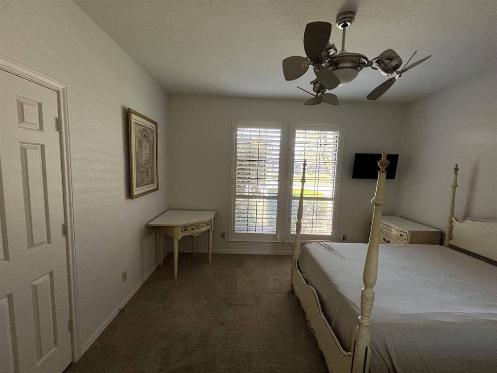 Private master bedroom/bathroom