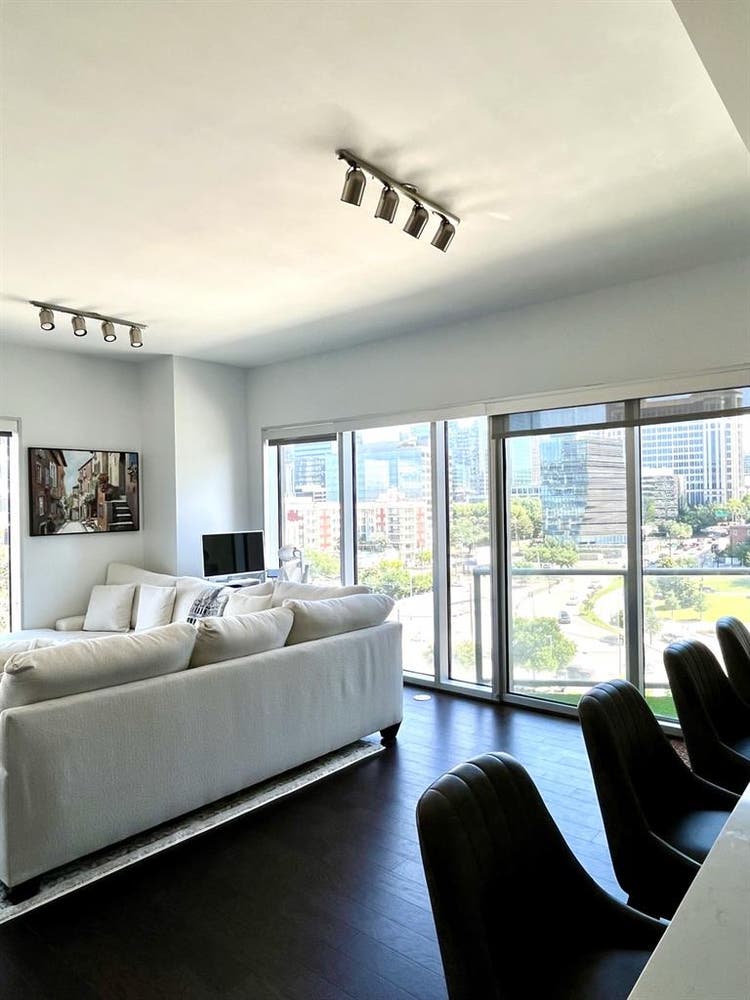 Luxury 1BR Lease Transfer, Dallas