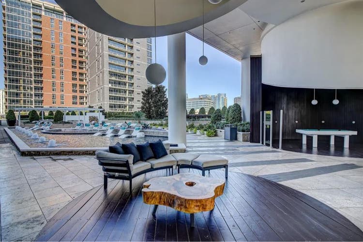 Luxury 1BR Lease Transfer, Dallas