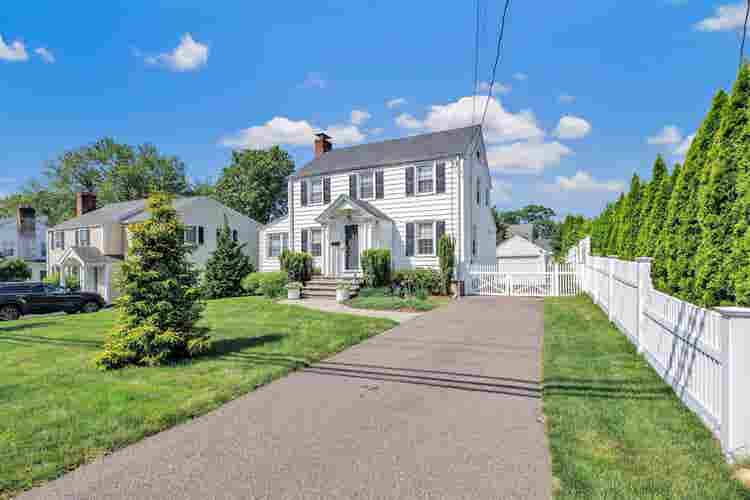 Modern & Bright 3bd Stay