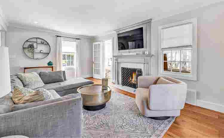 Modern & Bright 3bd Stay