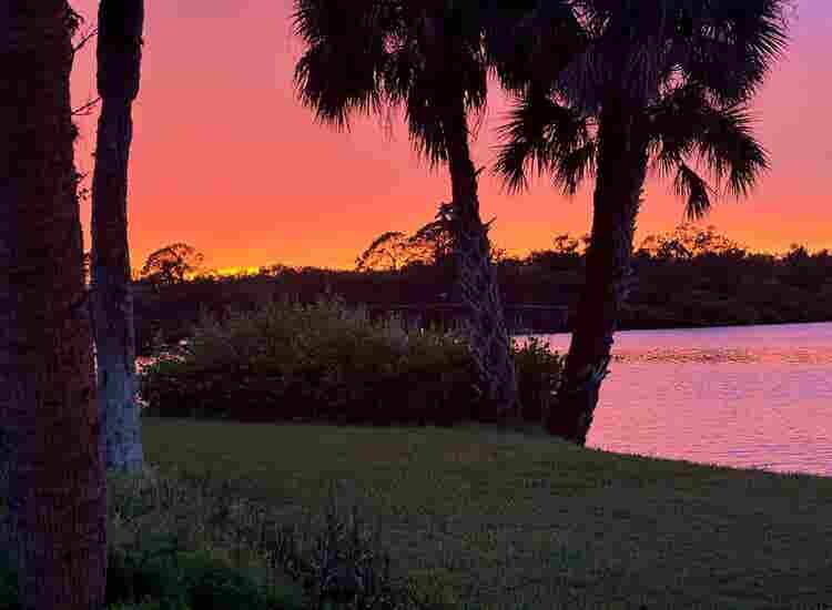 Nightly, Weekly Waterfront Suite