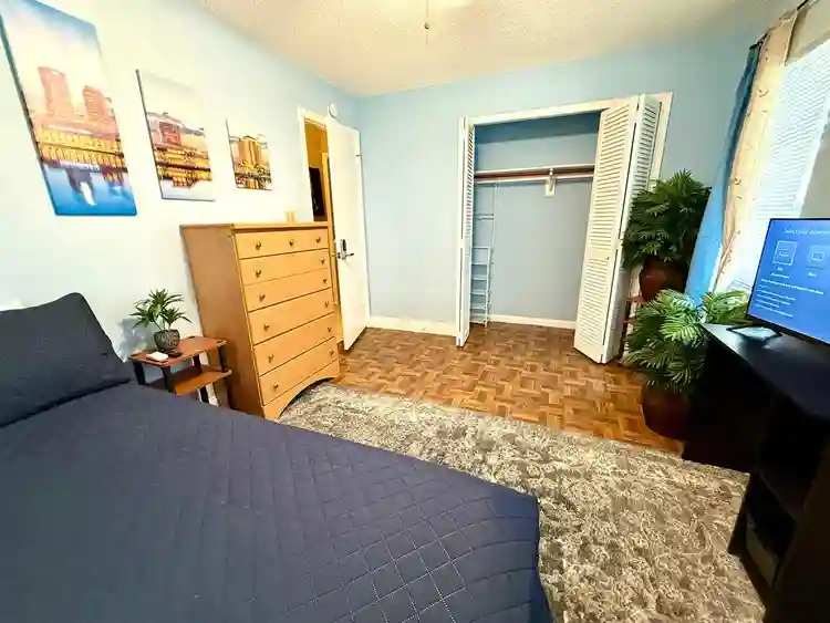 FURNISHED ROOM in PALM BAY!