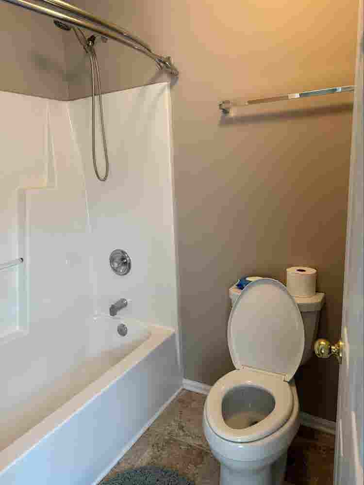 Half a 5 BDR house to share.
