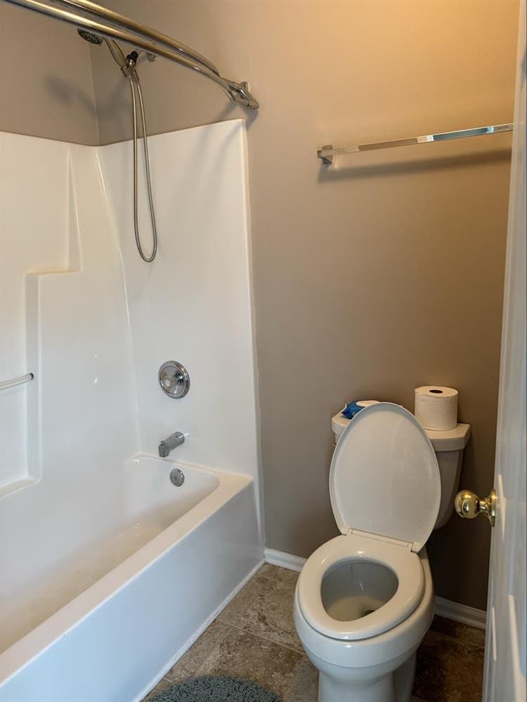 Half a 5 BDR house to share.