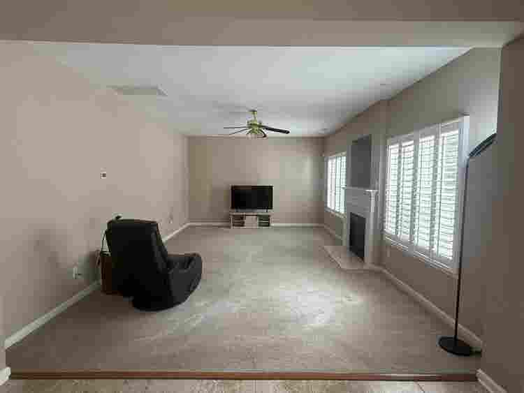 Half a 5 BDR house to share.
