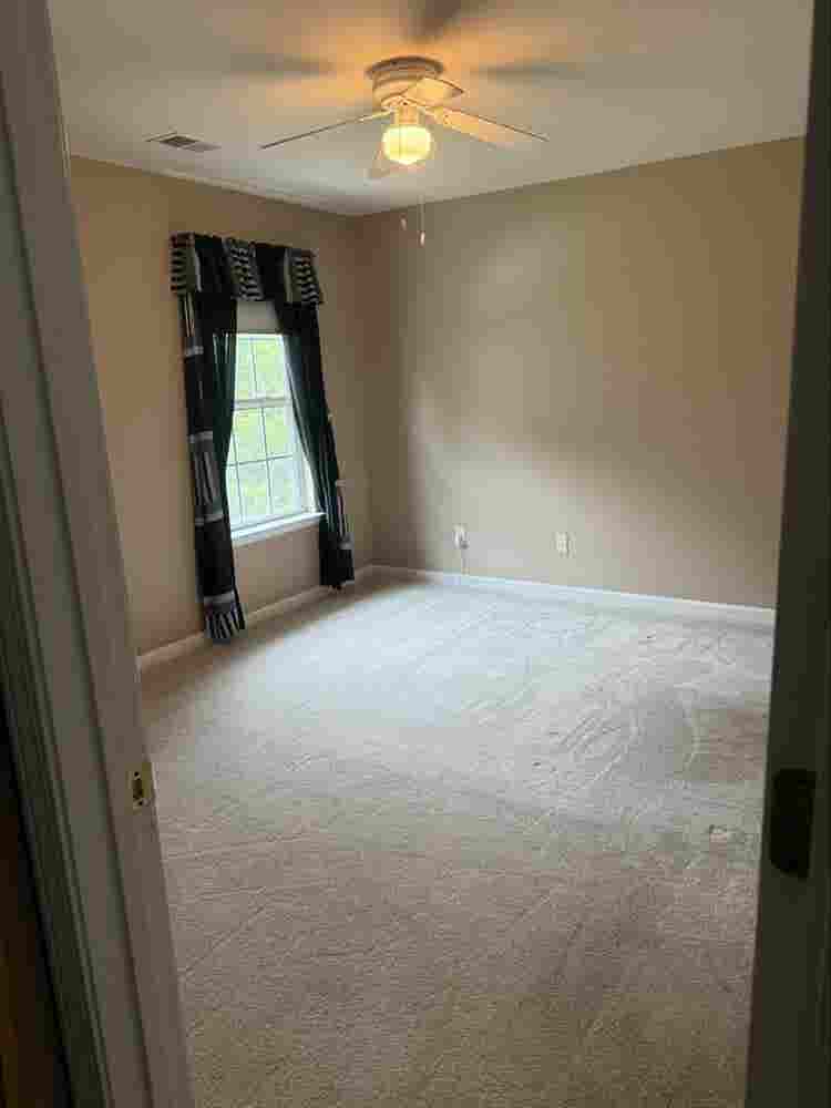 Half a 5 BDR house to share.

