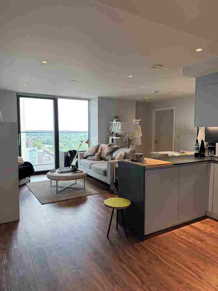 En-Suite King Size Room in Woking