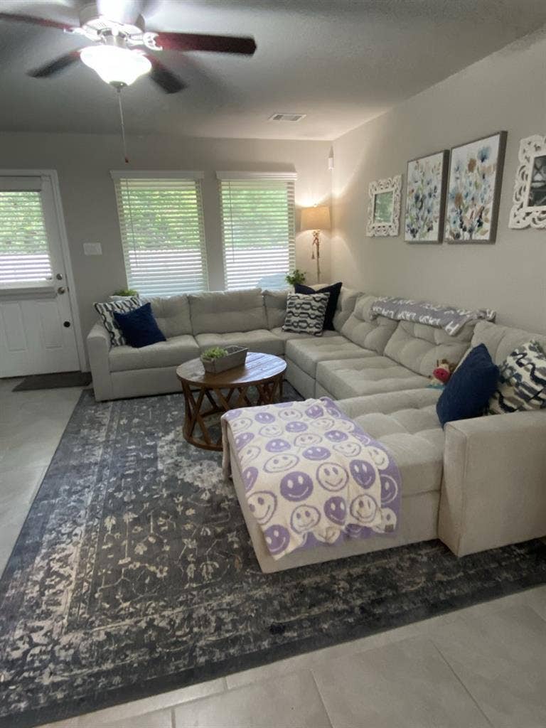 Pine Trace Village Dr