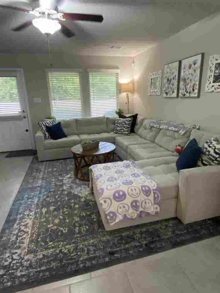 Pine Trace Village Dr