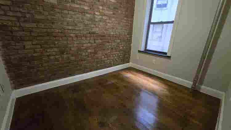 EAST Harlem rooms, large apartment