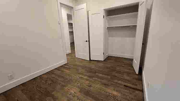 Large room/ private Bath