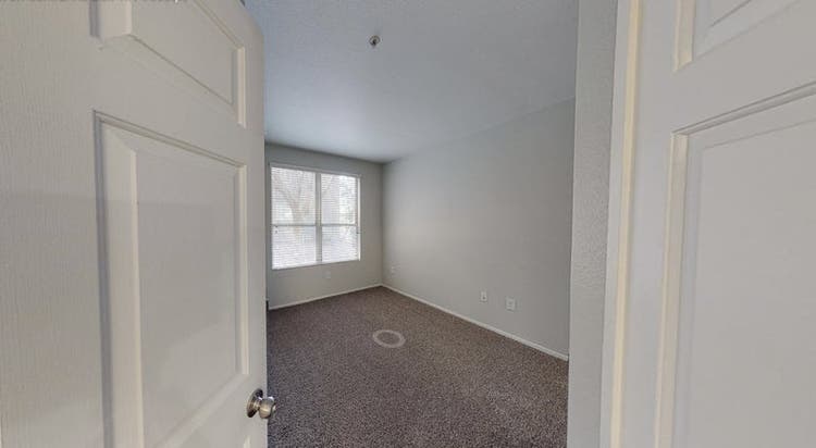 Apartment Room Central Phx $/mo