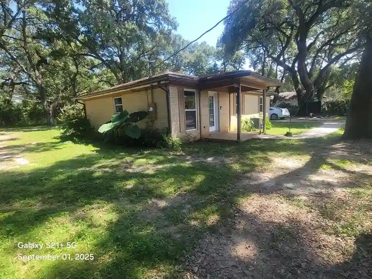 Private Room in Single Family House