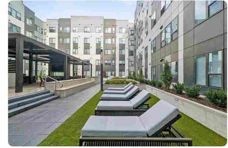 ✨ Modern 1BR Near GMU ✨