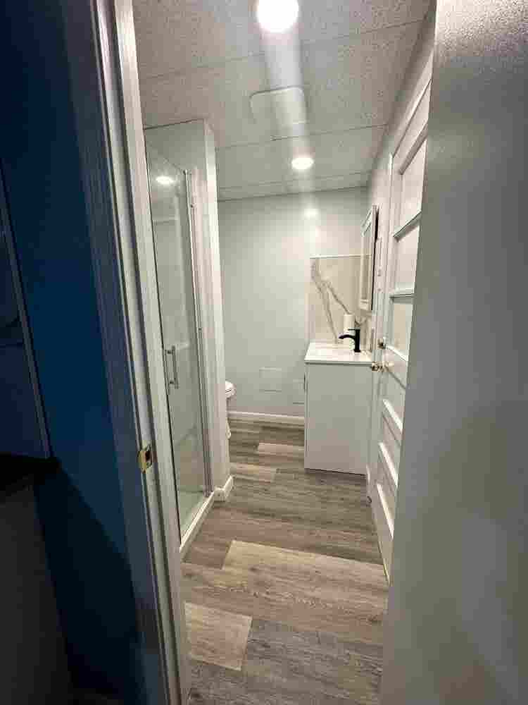 Furnished private bath and entrance