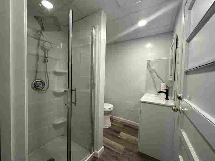 Furnished private bath and entrance