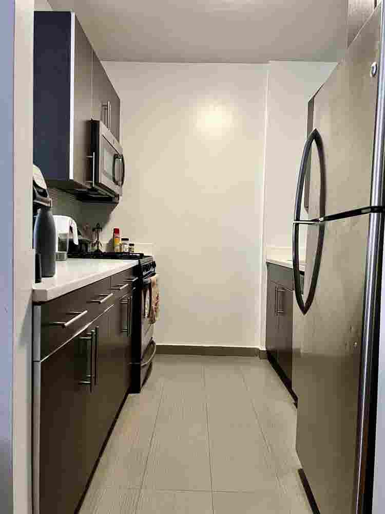 ✨ROOM AVAILABLE ASAP✨
✨LOW RENT ✨