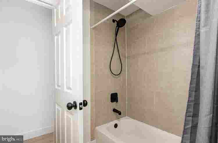 Room share in a House near JHU Med